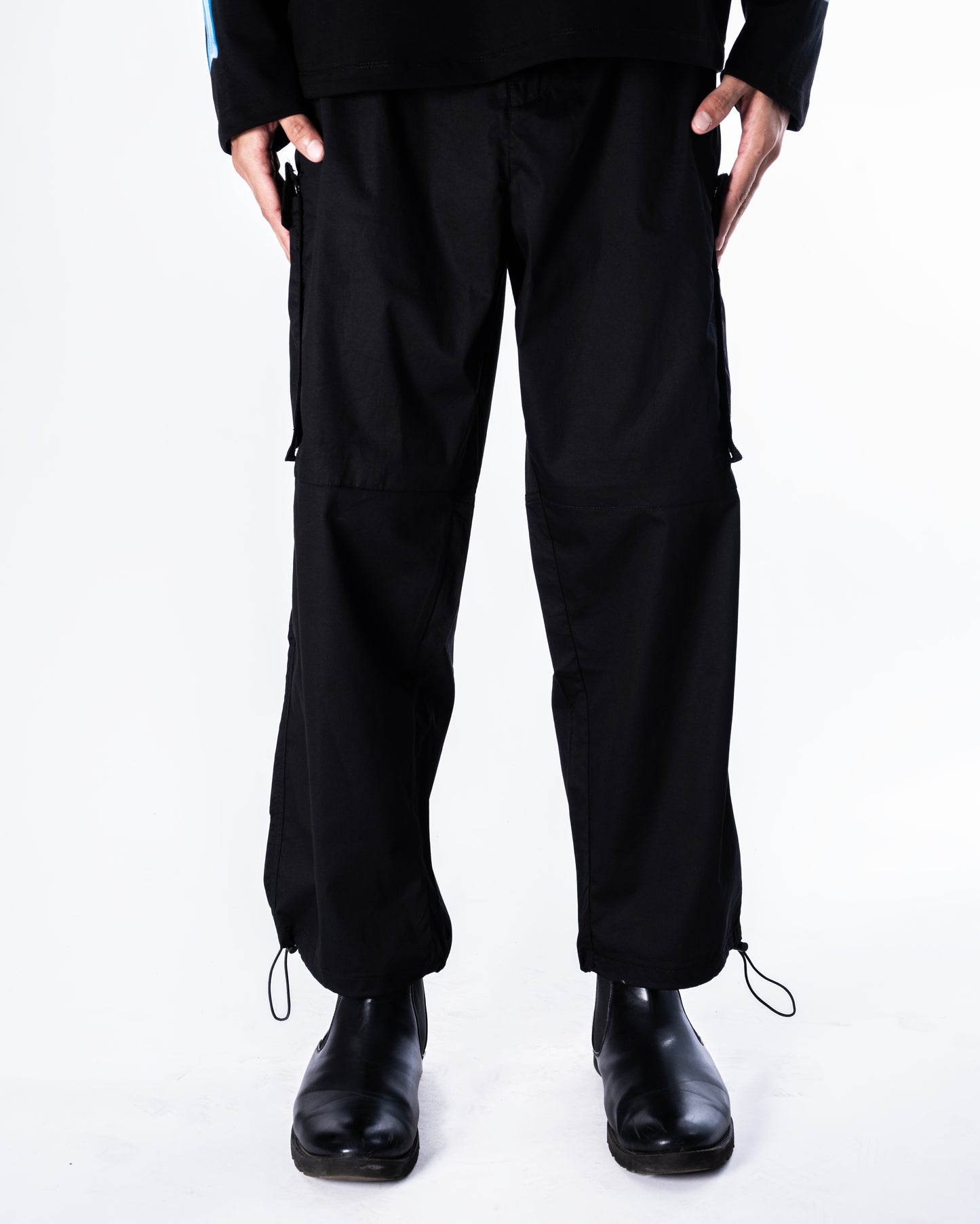 Modular Pockets Parachute Pants
